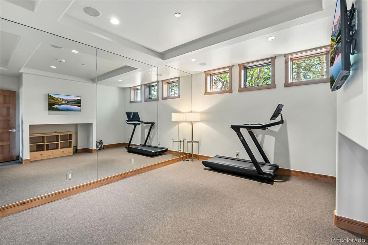 Fitness Equipment, Interior, Recessed Lighting