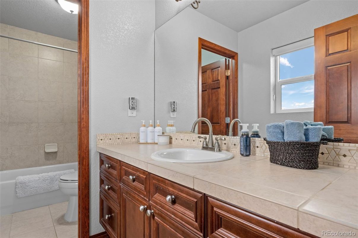 Bathroom, Dual Sink Vanities, Interior, Tile Countertops