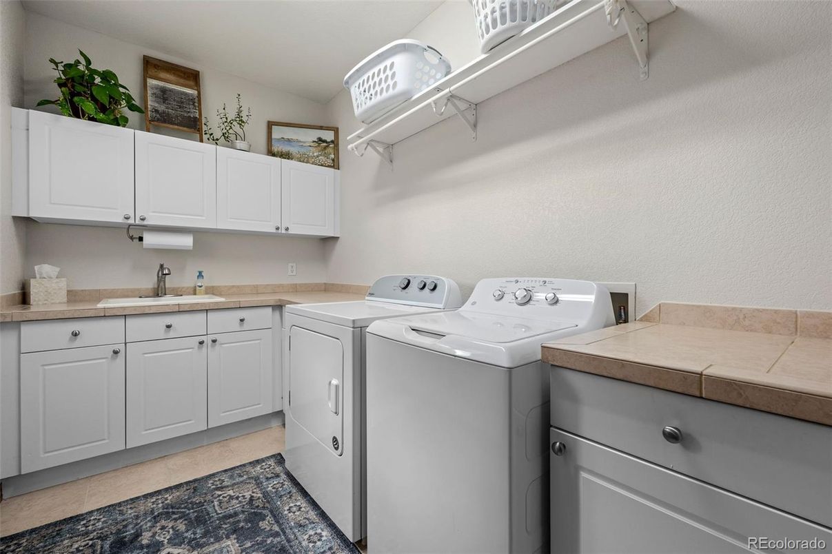 Interior, Washer