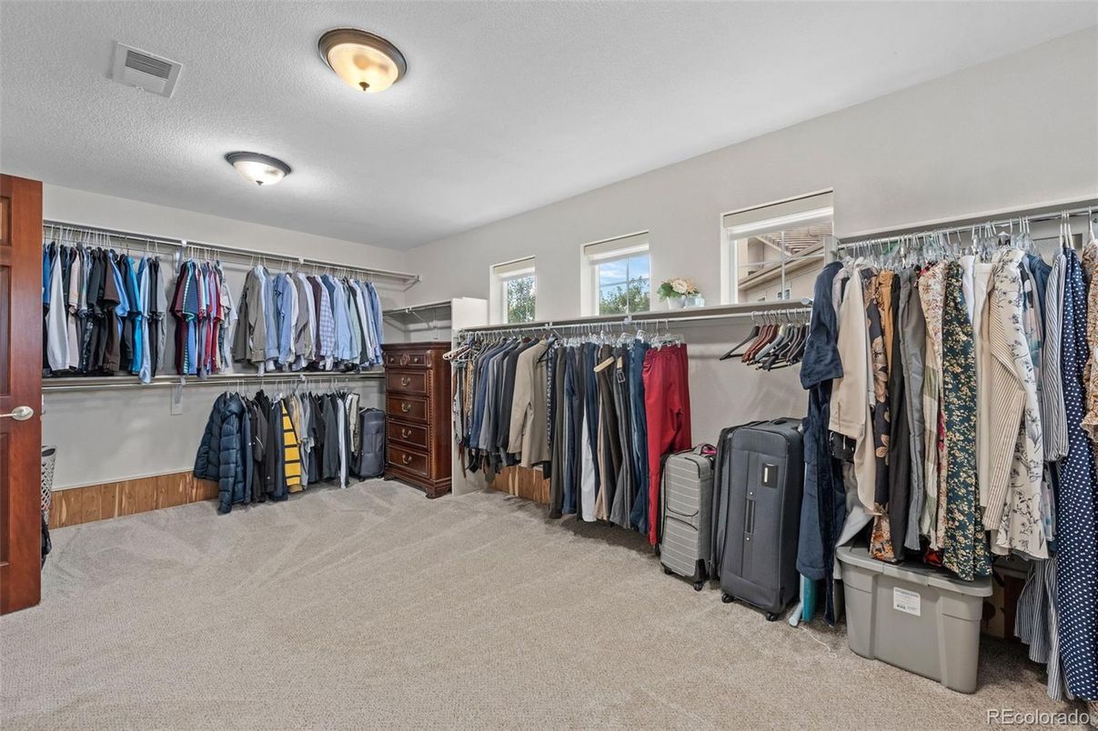 Interior, Walk-in Closets