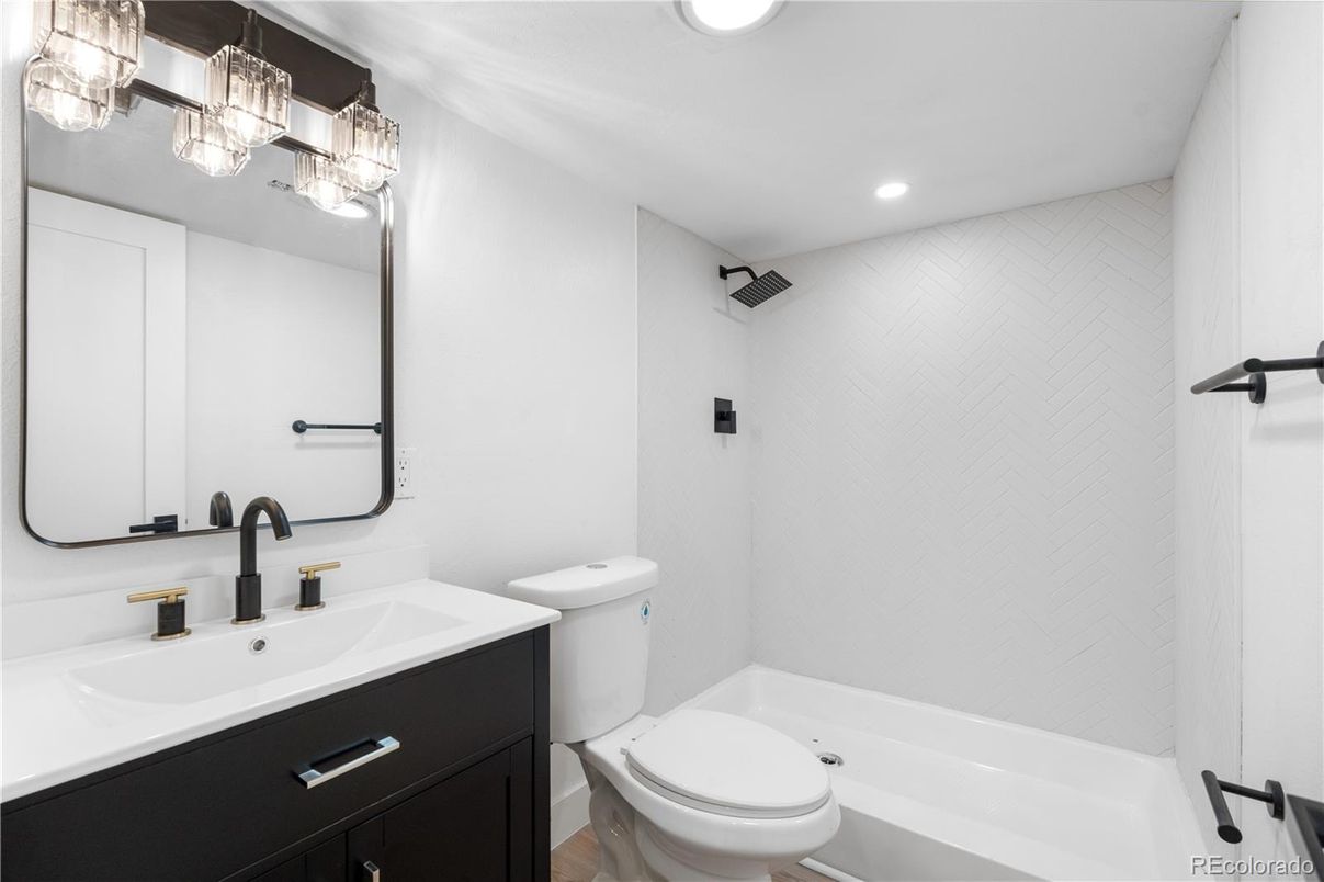 Bathroom, Interior, Recessed Lighting, Wood Texture Flooring
