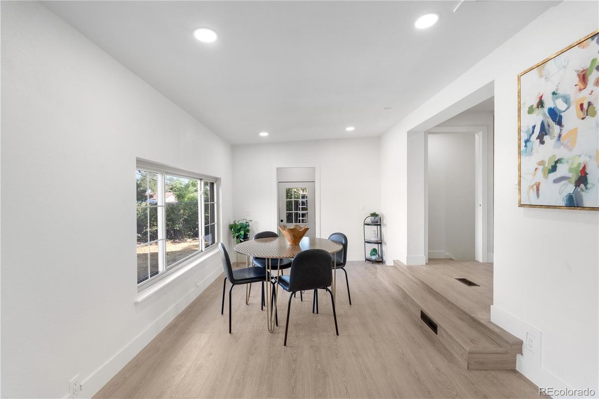 Dining room, Interior, Recessed Lighting, Wood Texture Flooring