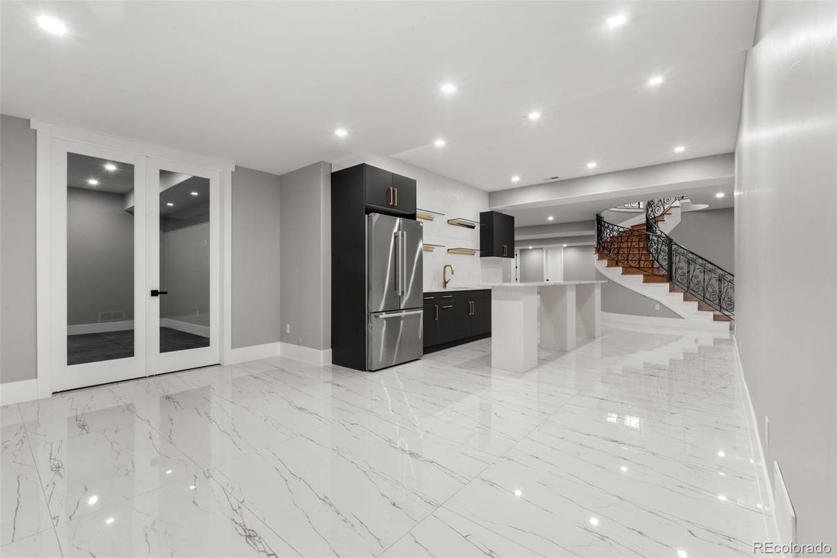 Interior, Kitchen, Marble, Recessed Lighting, Stainless Steel Appliances