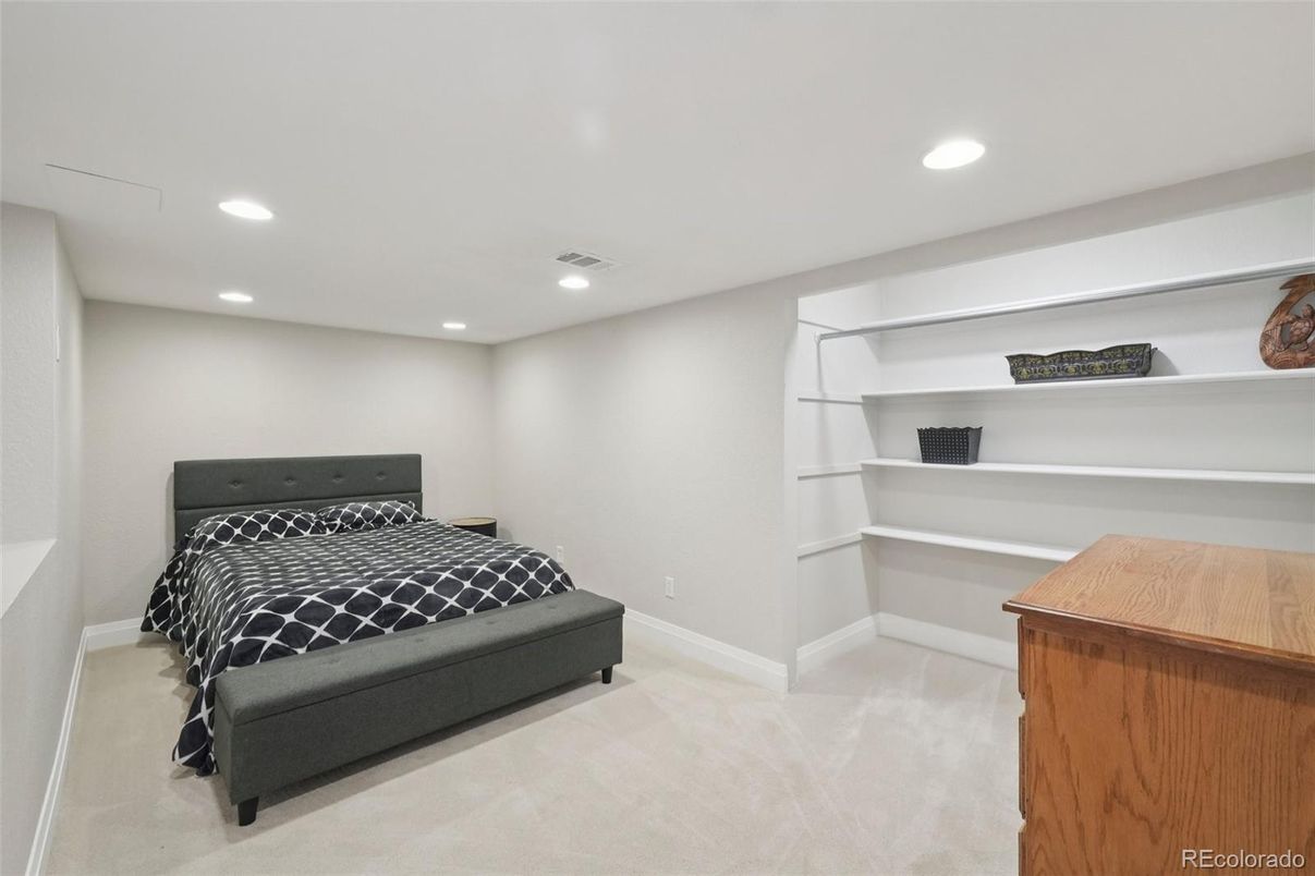 Bedroom, Interior, Recessed Lighting