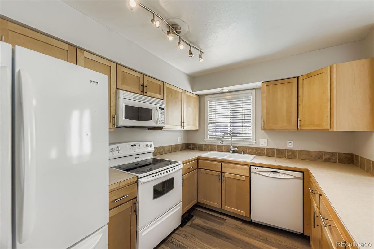 Interior, Kitchen, Wood Texture Flooring