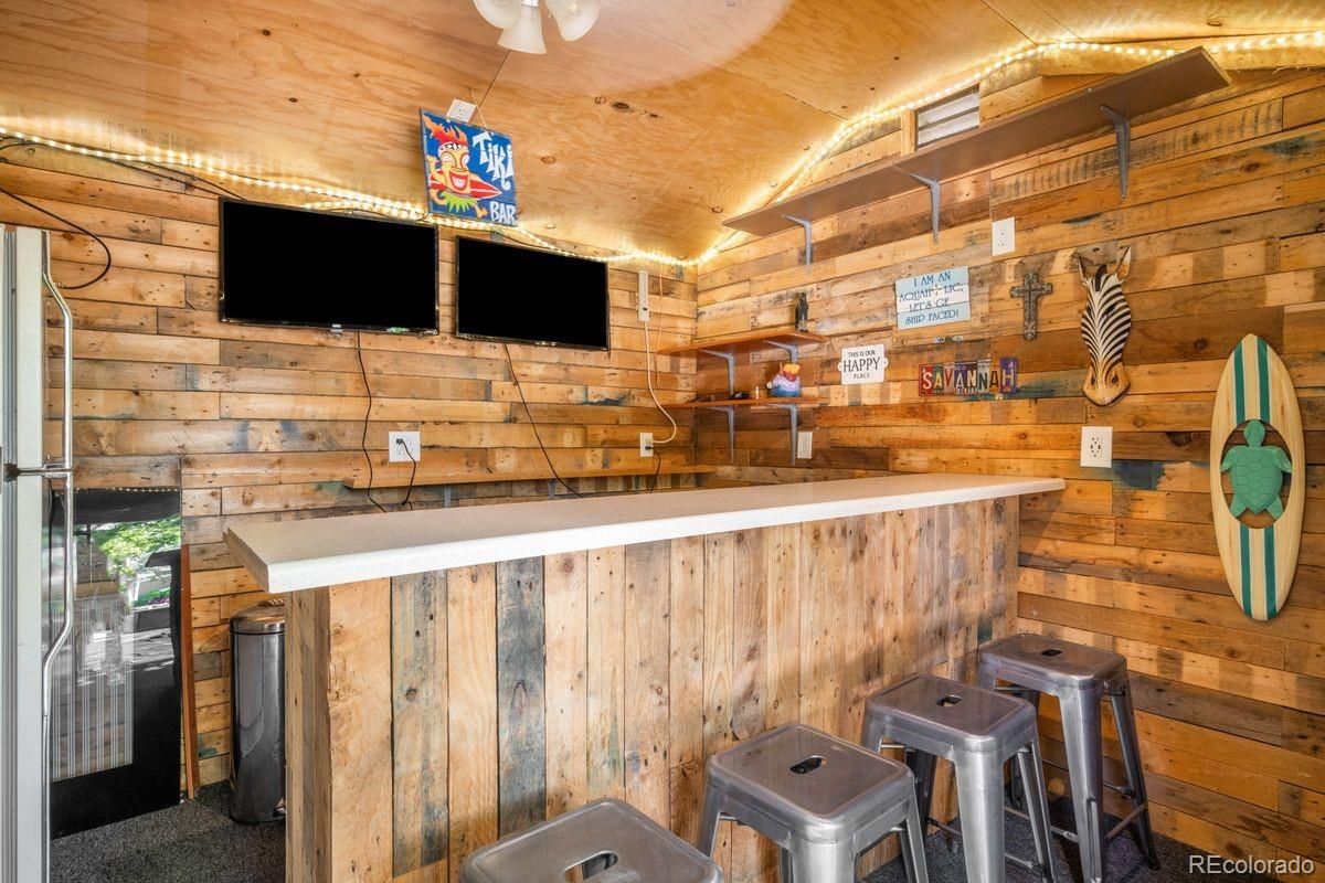 Interior, Wooden Walls