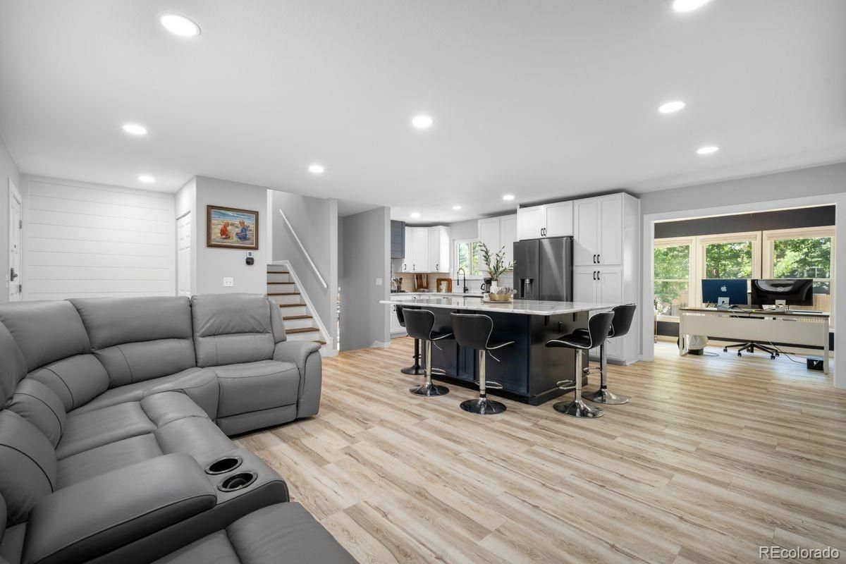 Interior, Kitchen, Living room, Recessed Lighting, Wood Texture Flooring