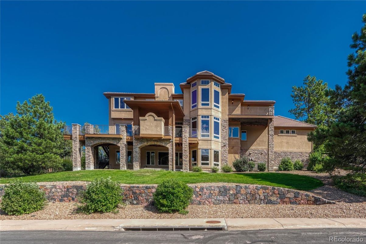 Backyard, Exterior, Facade, Mediterranean