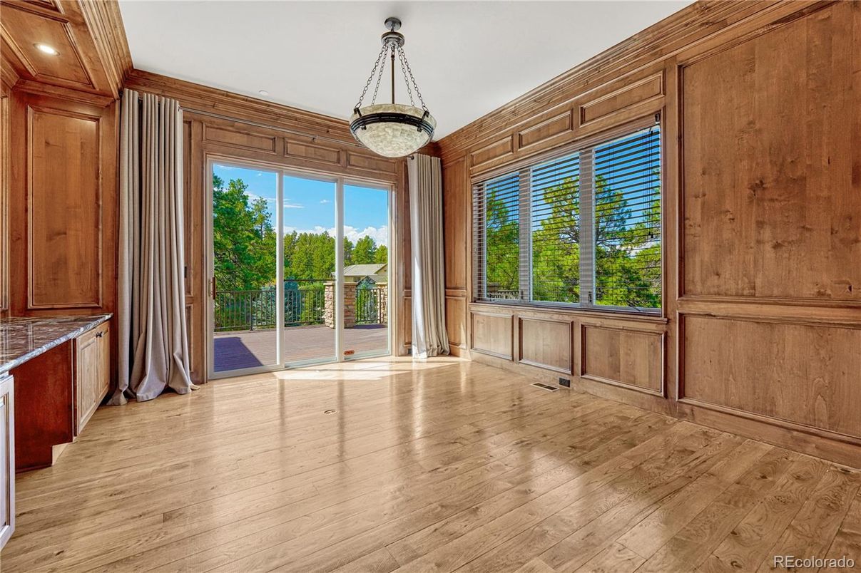 Empty room, Interior, Recessed Lighting, Wood Texture Flooring, Wooden Walls