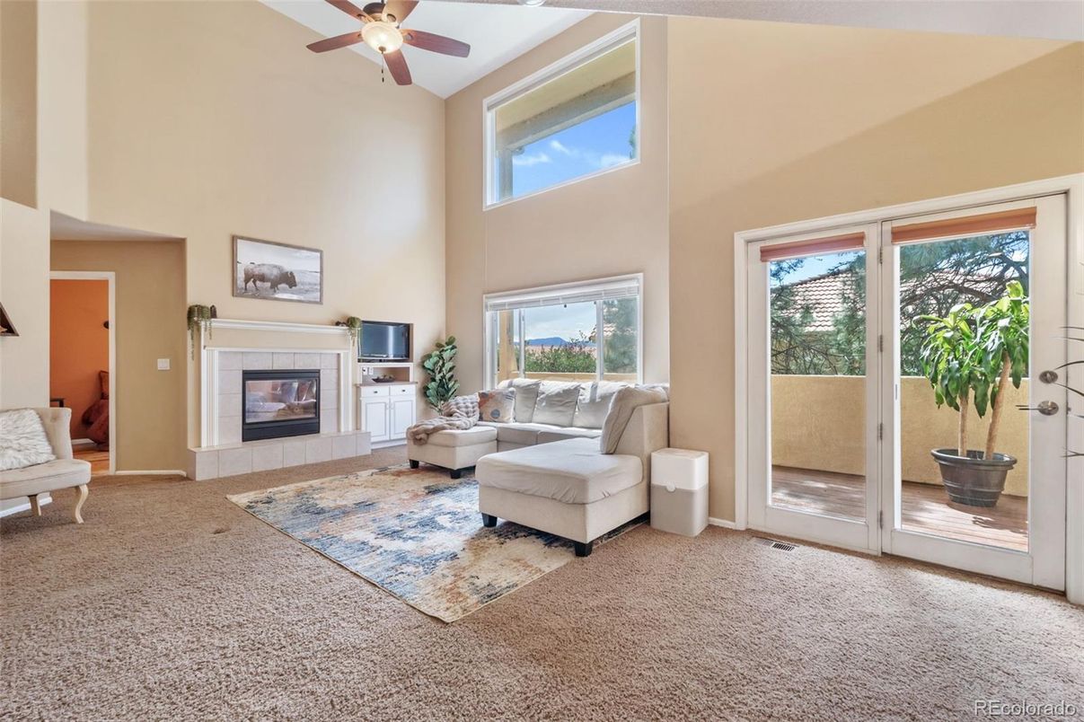 Fireplace, Interior, Living room