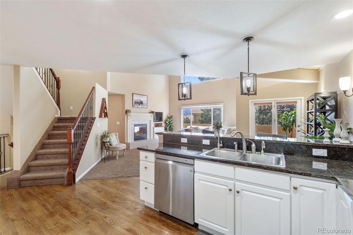 Fireplace, Interior, Kitchen, Pendant Lights, Recessed Lighting, Wood Texture Flooring