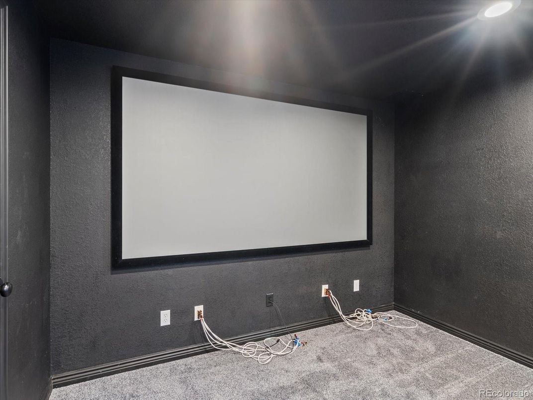 Empty room, Interior, Projection Screen, Theatre Room