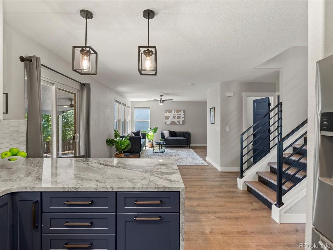 Interior, Pendant Lights, Wood Texture Flooring