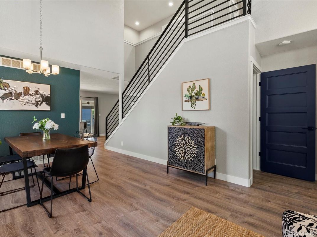 Chandelier, Dining room, Interior, Recessed Lighting, Wood Texture Flooring