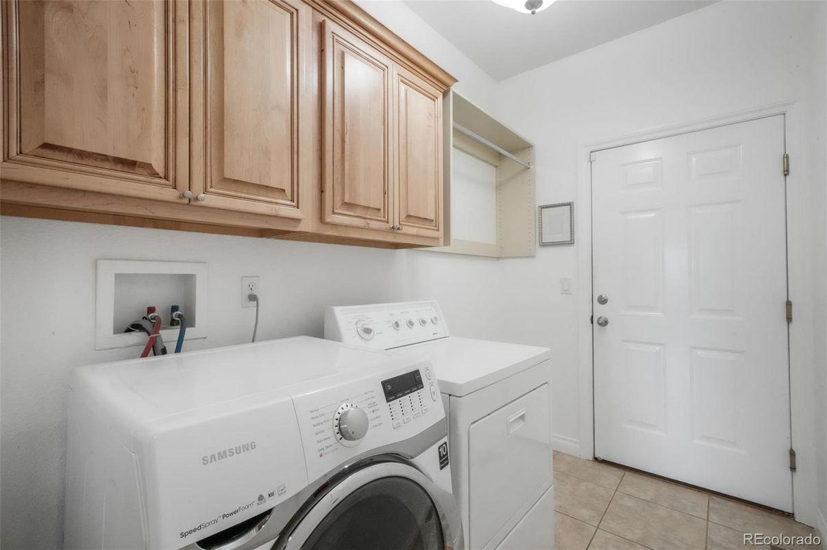 Interior, Washer