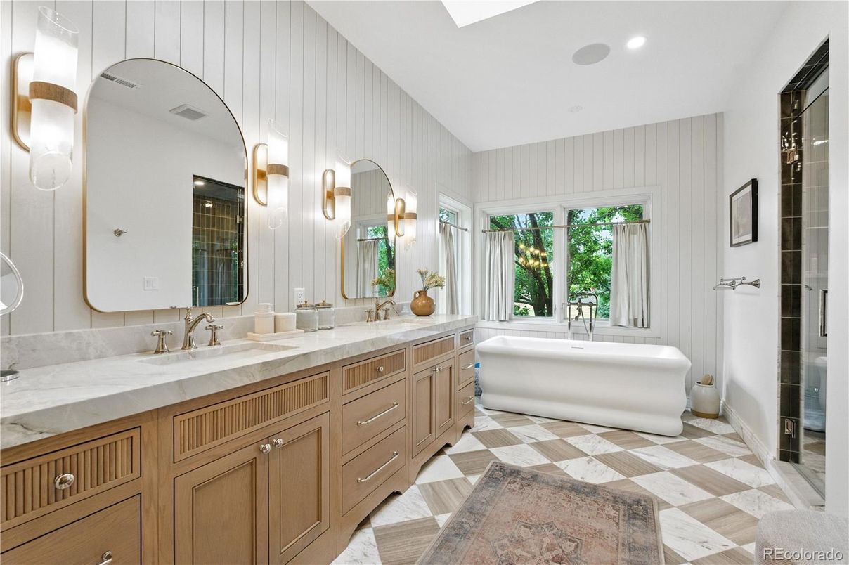 Bathroom, Dual Sink Vanities, Free Standing Baths, Interior, Marble, Recessed Lighting