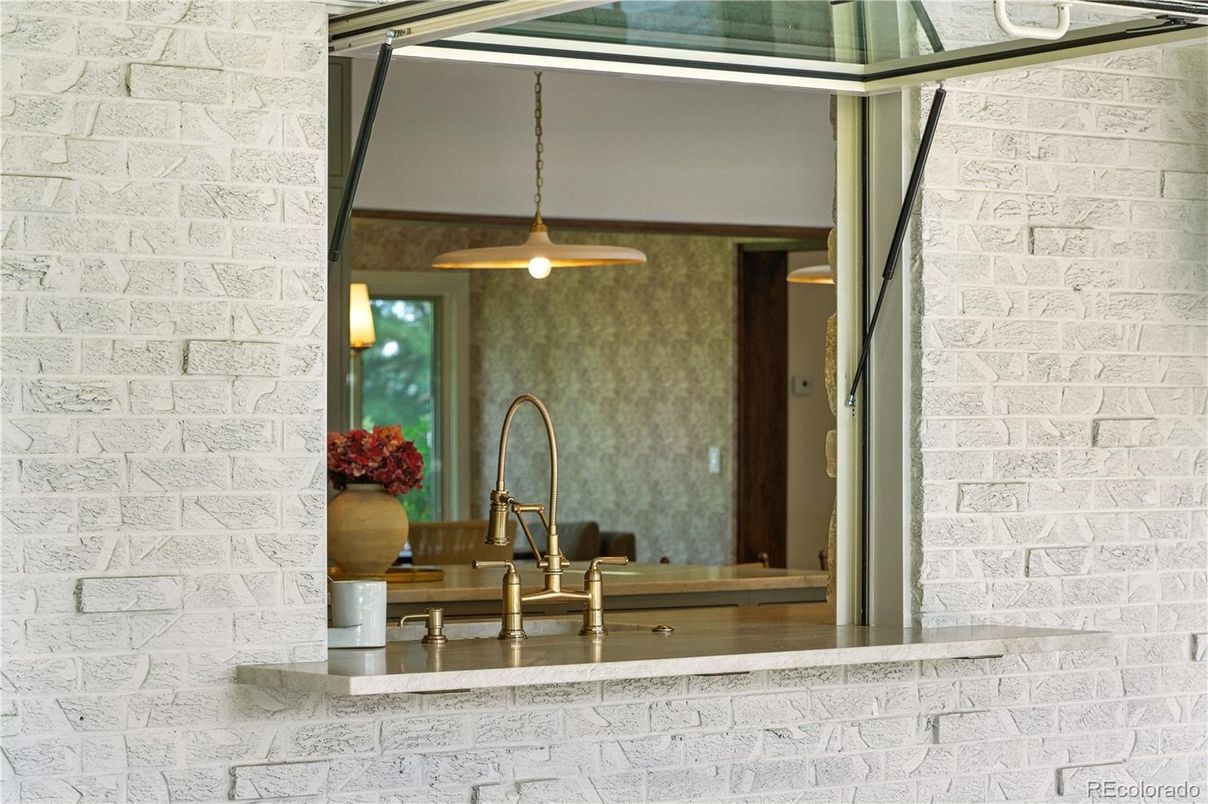 Interior, Pendant Lights, Stone Walls