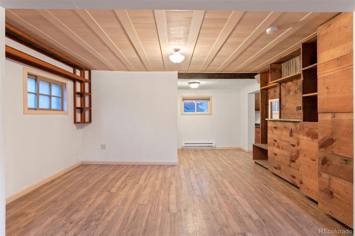 Empty room, Interior, Wooden Ceilings, Wood Texture Flooring, Wooden Walls