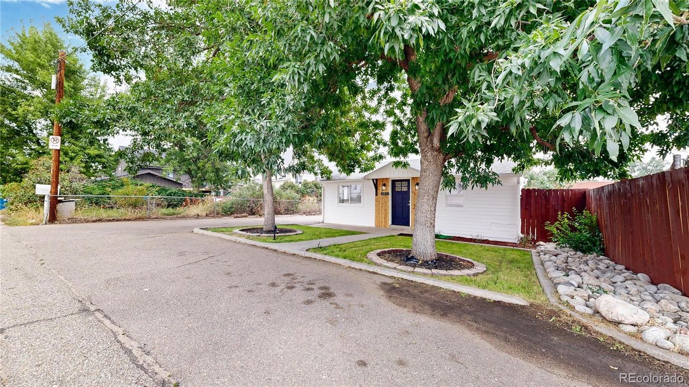 Backyard, Detached Garage, Exterior