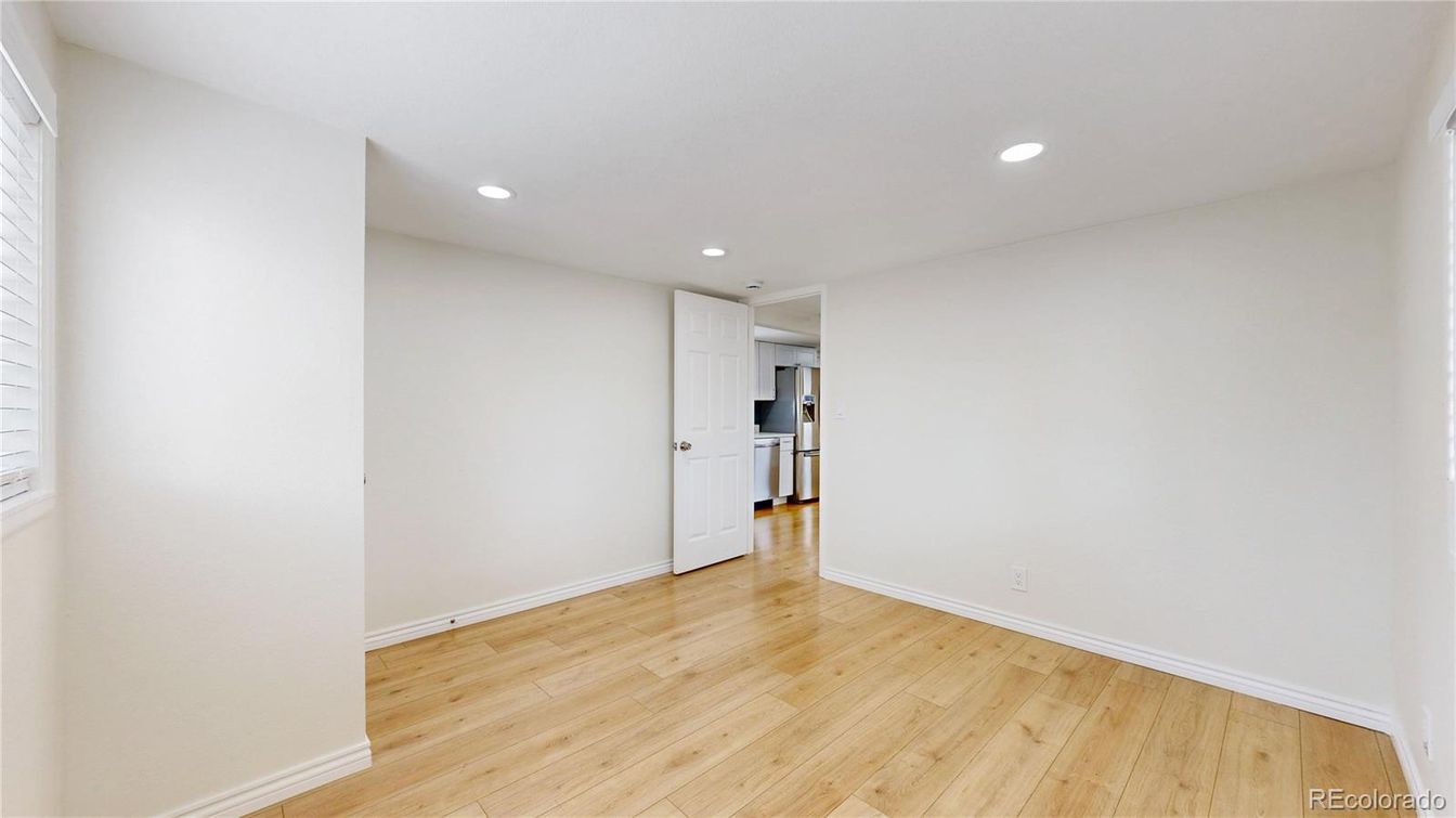 Empty room, Interior, Kitchen, Recessed Lighting, Wood Texture Flooring