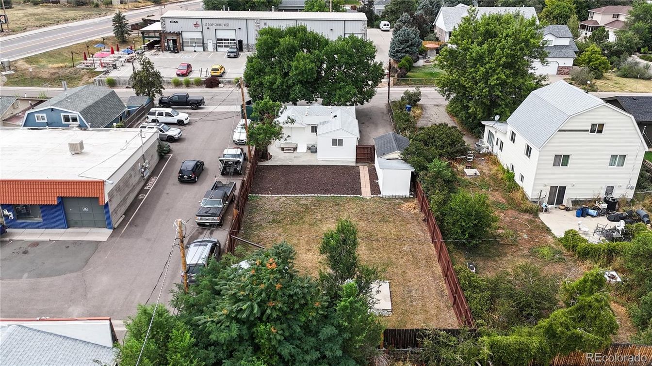 Exterior, Drone