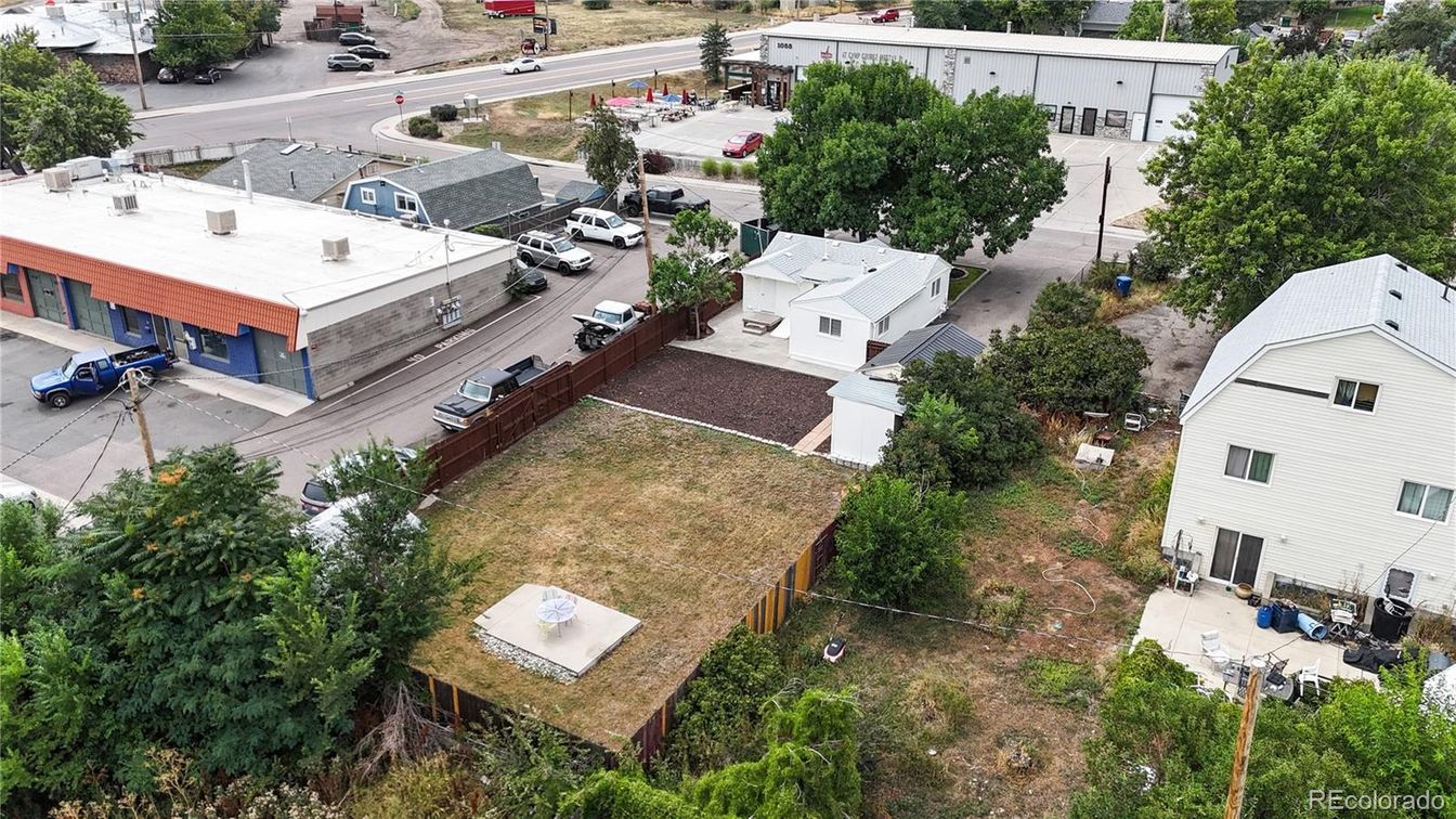 Exterior, Drone