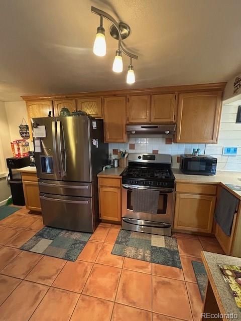 Interior, Kitchen, Stainless Steel Appliances