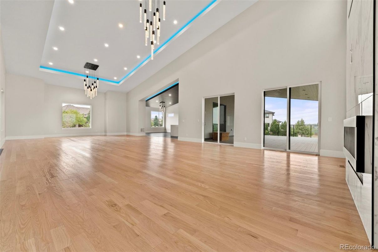 Empty room, Interior, Pendant Lights, Recessed Lighting, Wood Texture Flooring