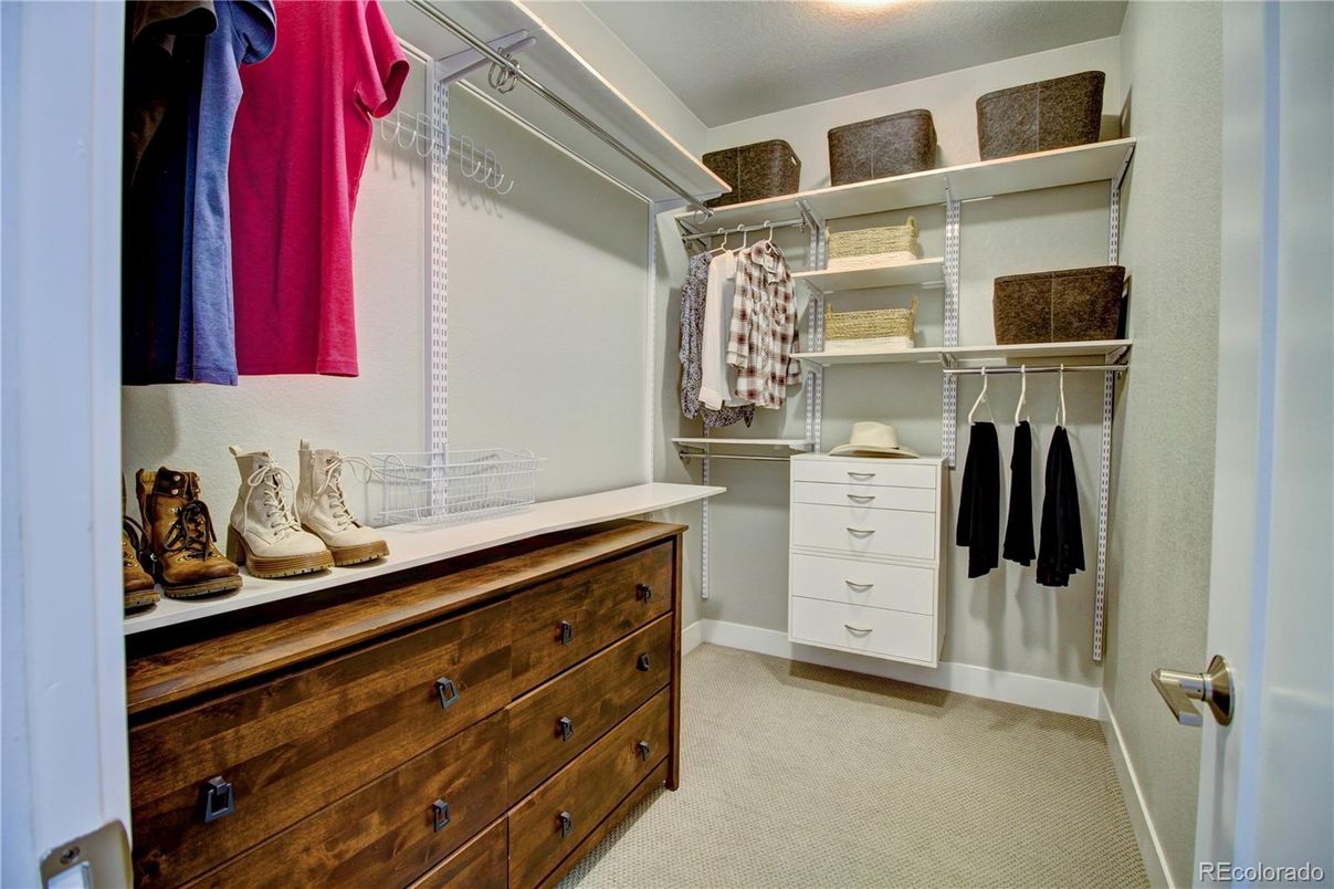 Interior, Walk-in Closets