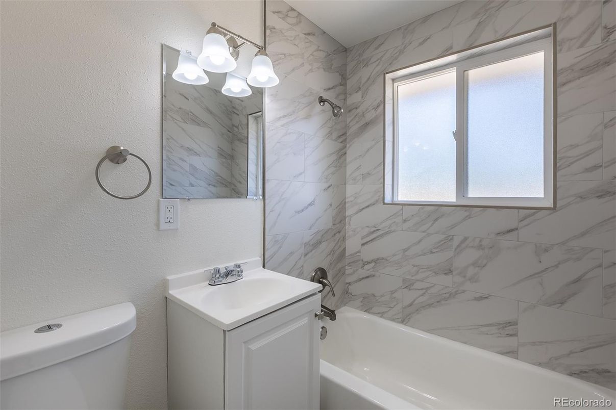 Bathroom, Interior, Marble Walls