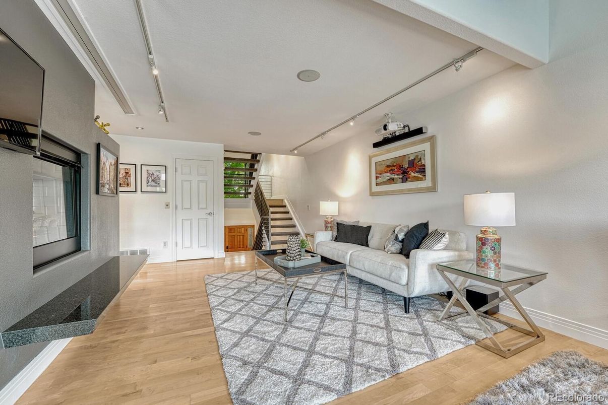 Interior, Living room, Recessed Lighting, Wood Texture Flooring