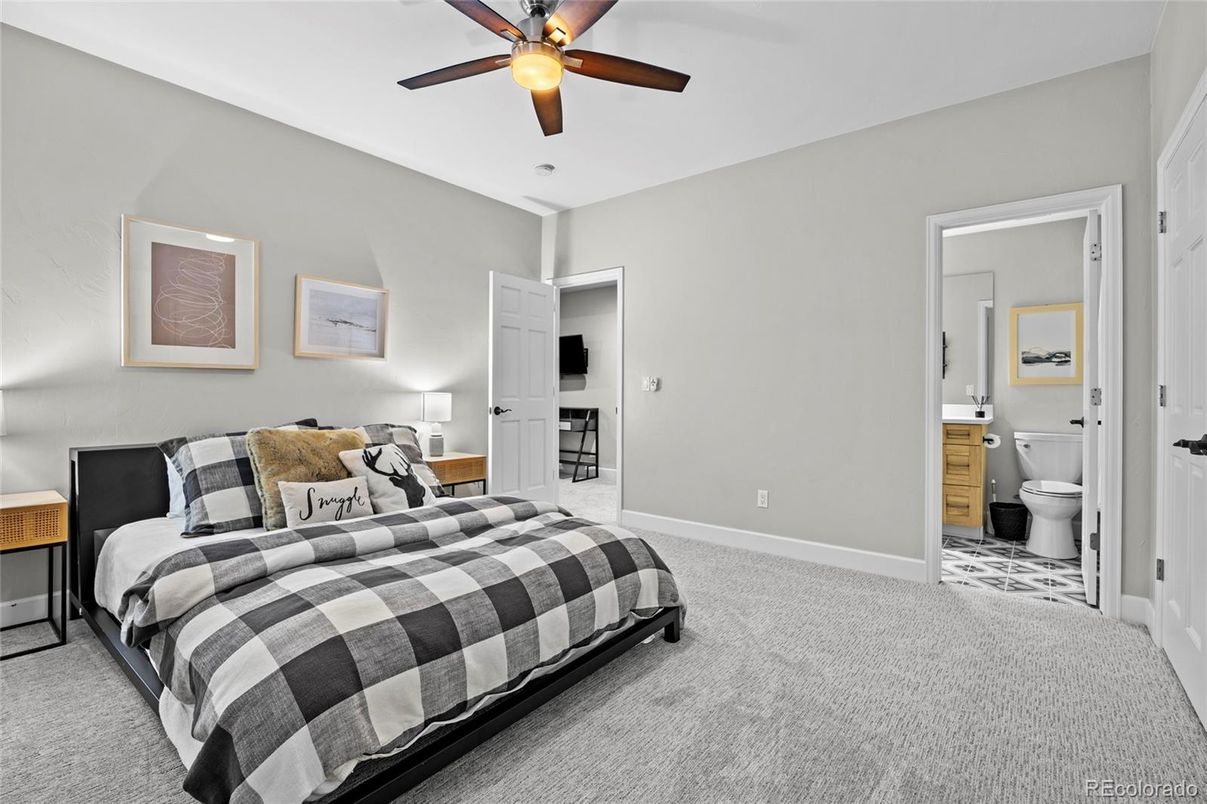 Bathroom, Bedroom, Interior