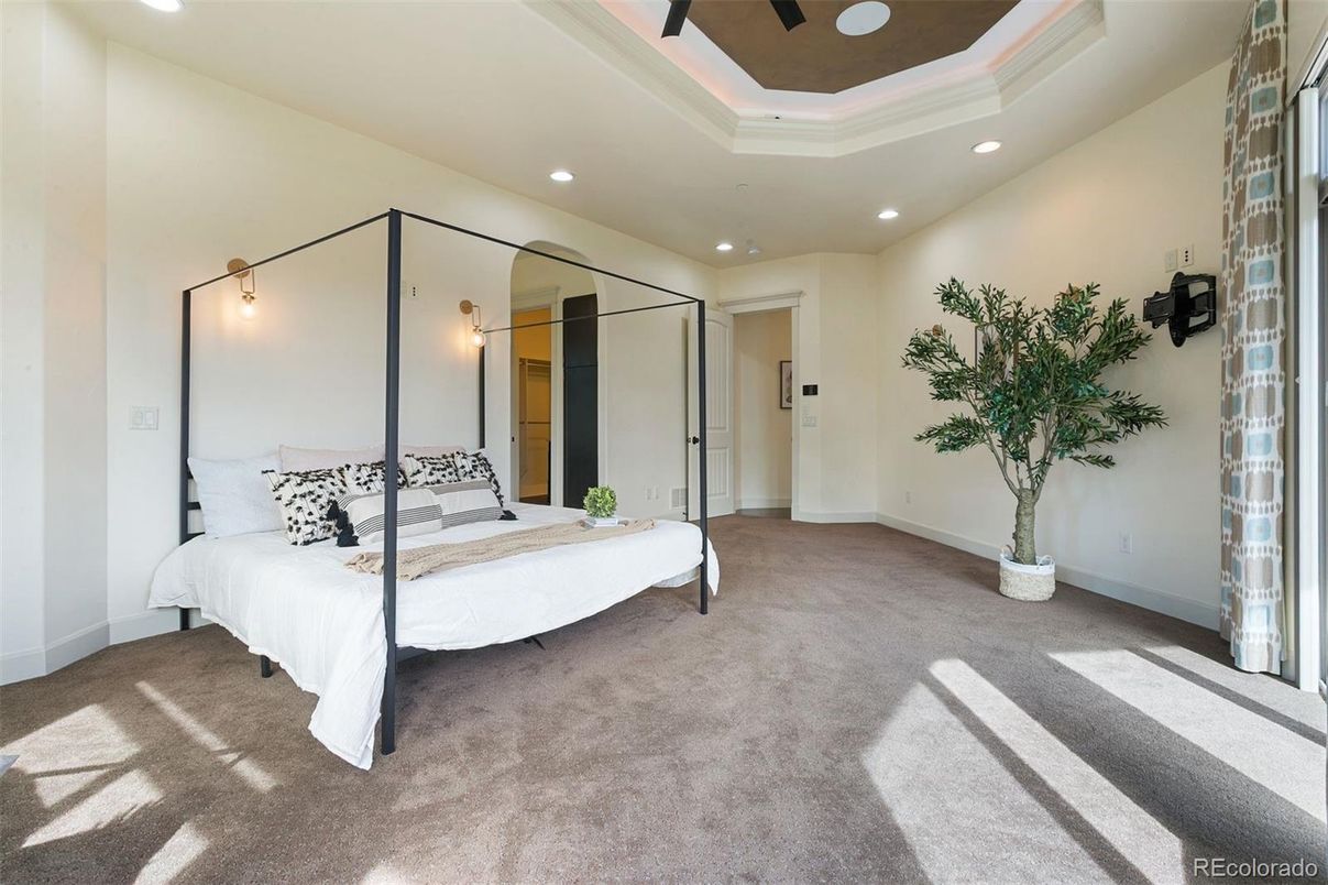 Bedroom, Interior, Recessed Lighting