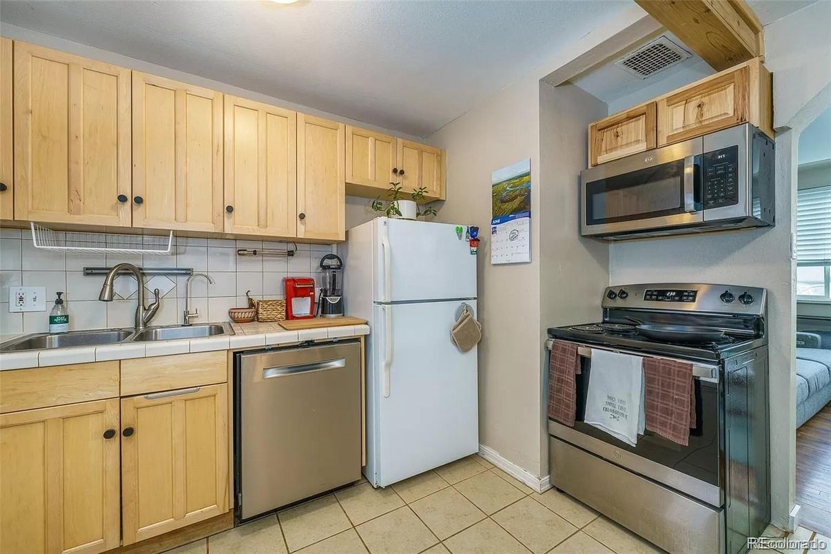 Interior, Kitchen, Stainless Steel Appliances, Tile Countertops