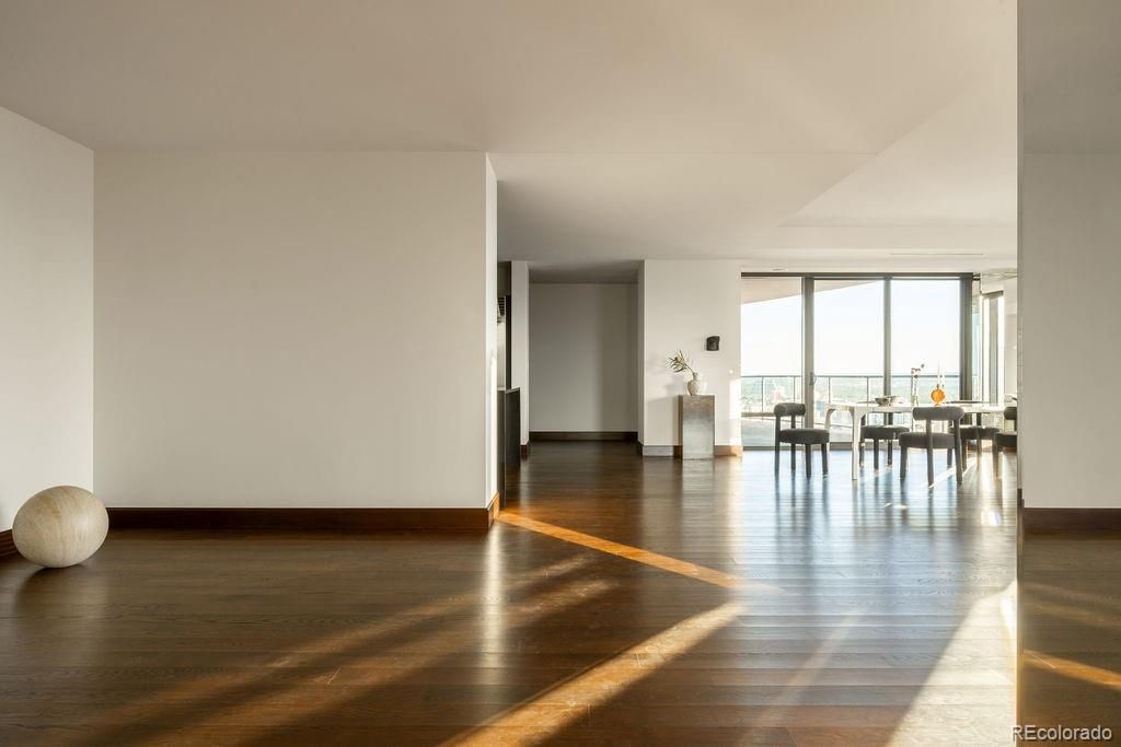 Interior, Pendant Lights, Wood Texture Flooring