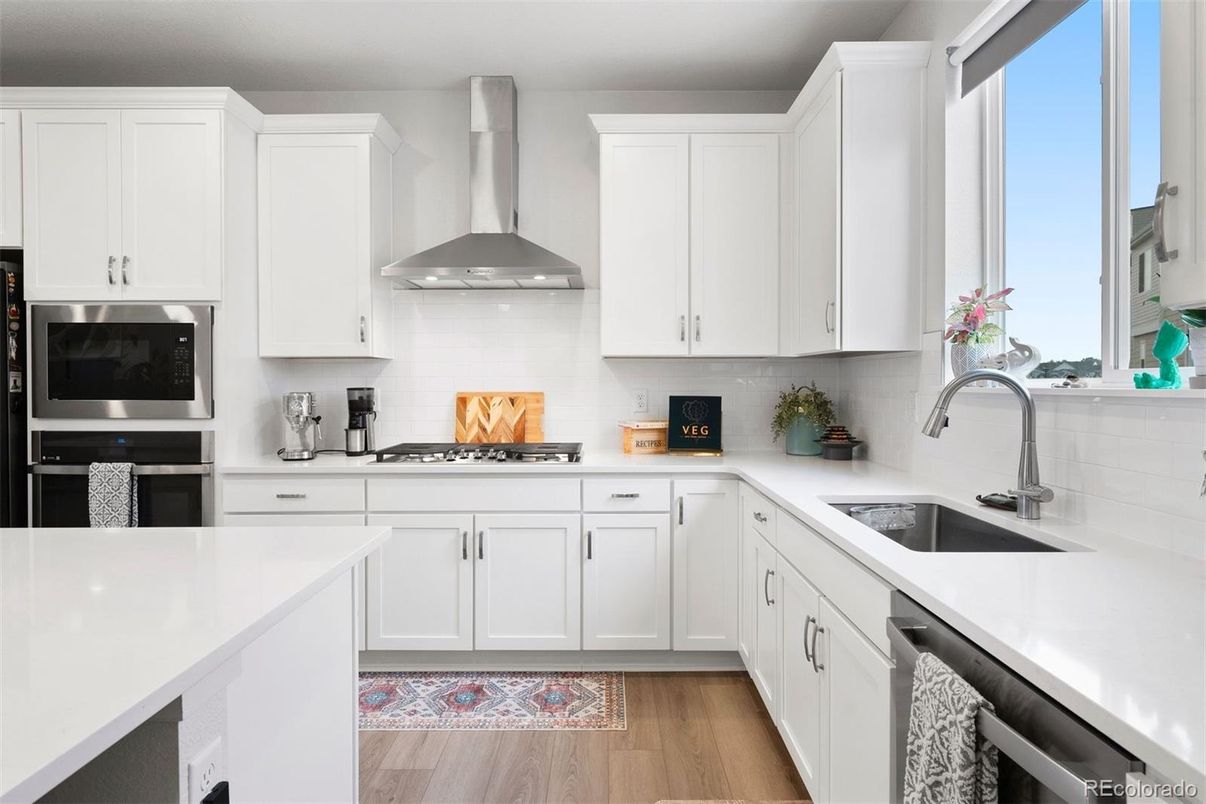 Interior, Kitchen, Stainless Steel Appliances, Wood Texture Flooring