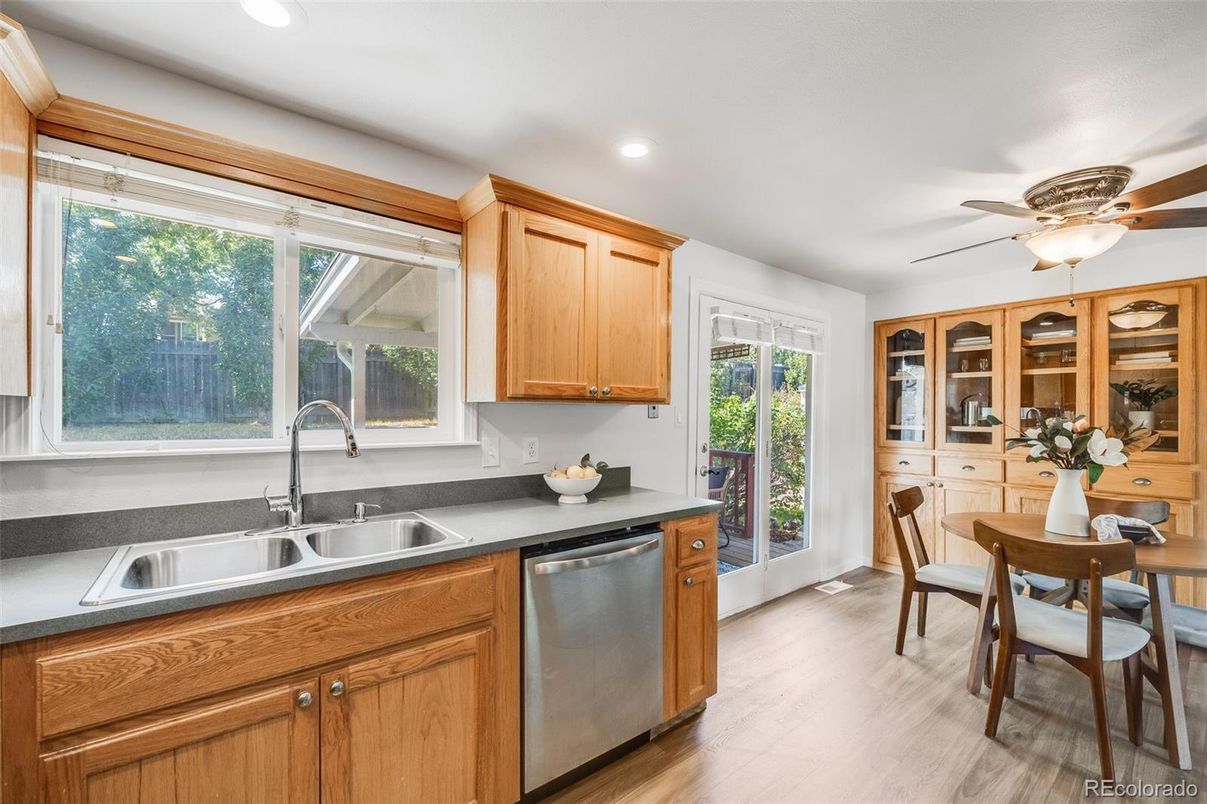 Dining room, Interior, Kitchen, Recessed Lighting, Wood Texture Flooring