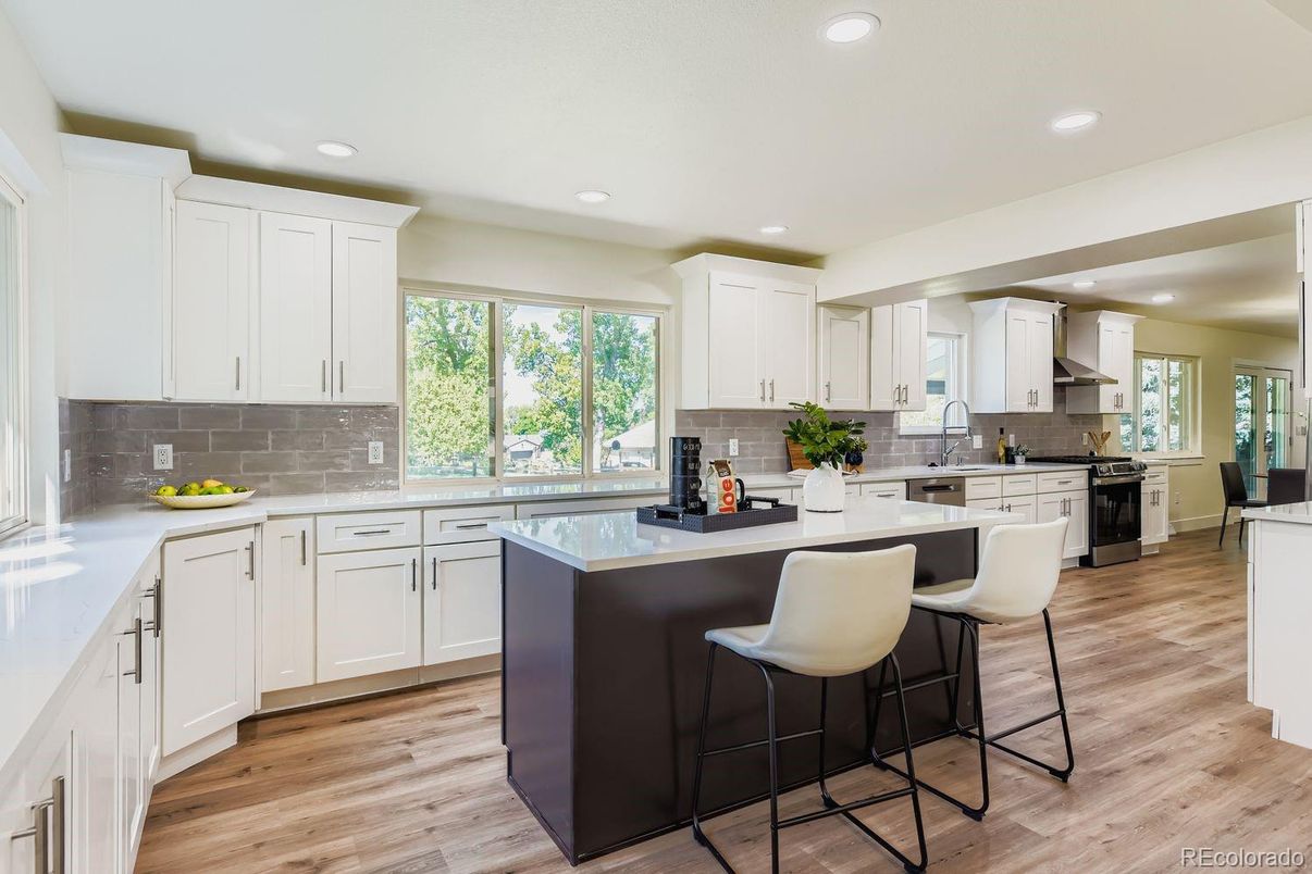 Interior, Kitchen, Recessed Lighting, Wood Texture Flooring