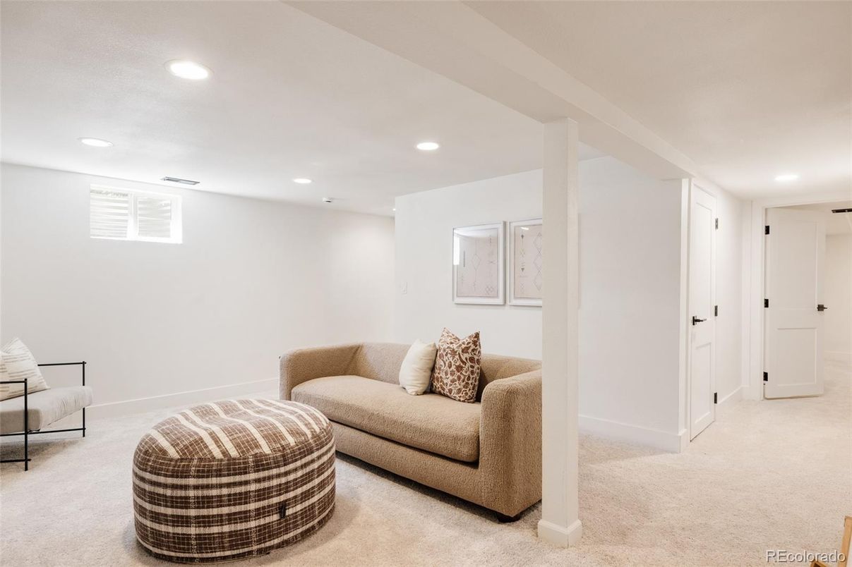 Interior, Recessed Lighting