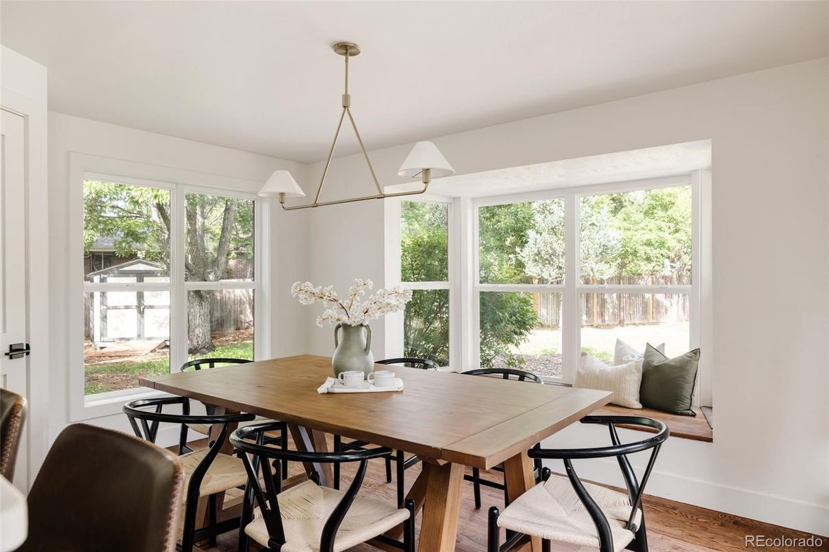 Dining room, Interior, Wood Texture Flooring
