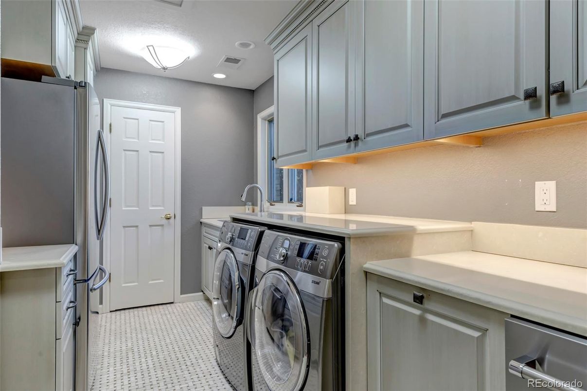 Interior, Recessed Lighting, Washer