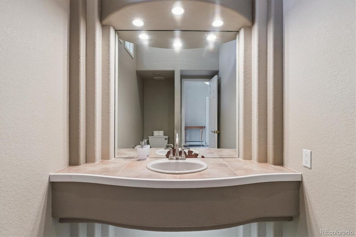 Bathroom, Interior, Recessed Lighting, Tile Countertops