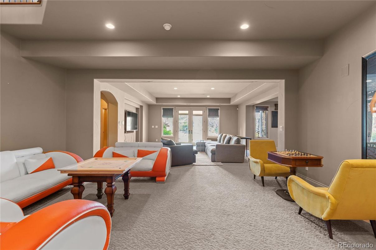Game Room, Interior, Living room, Recessed Lighting