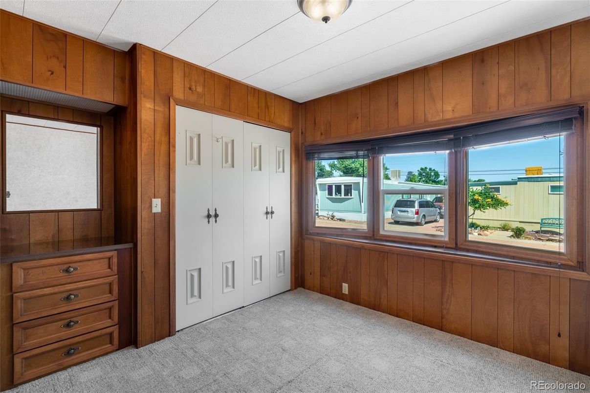Empty room, Interior, Wooden Walls