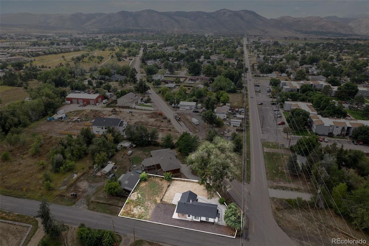 Exterior, Drone