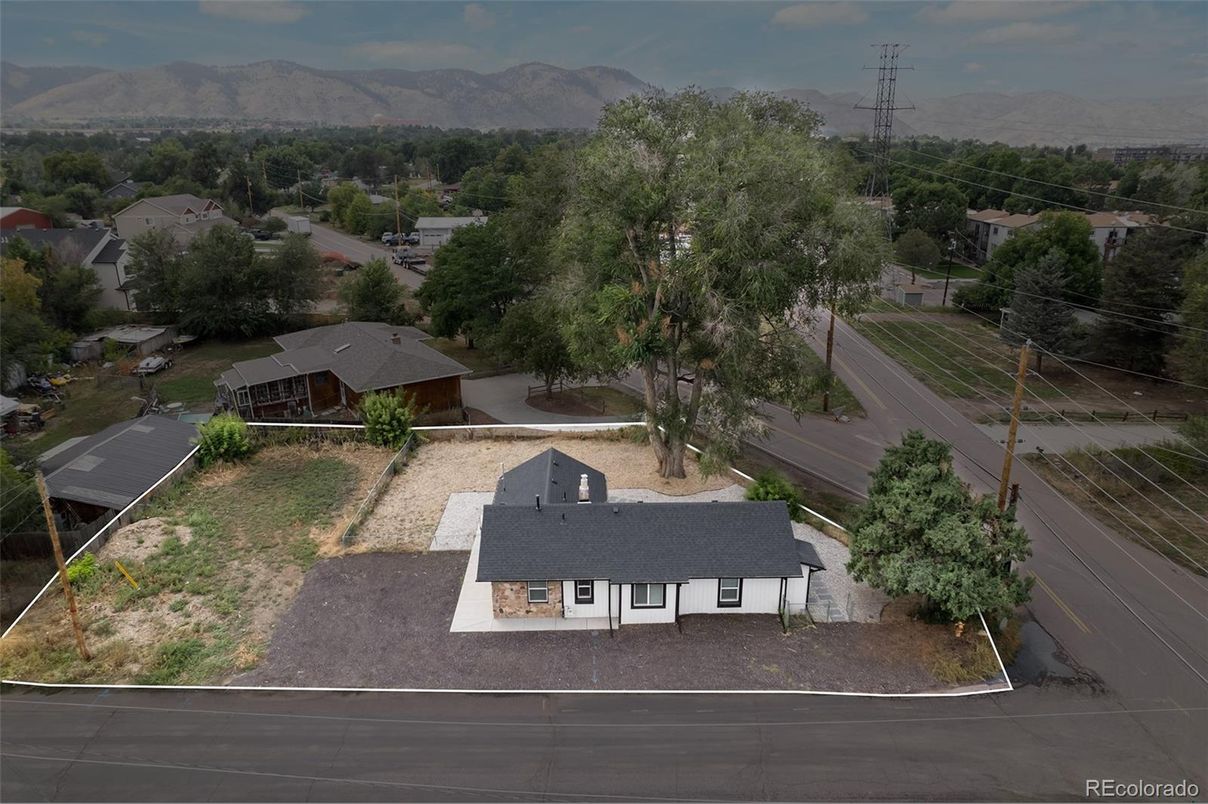 Exterior, Drone