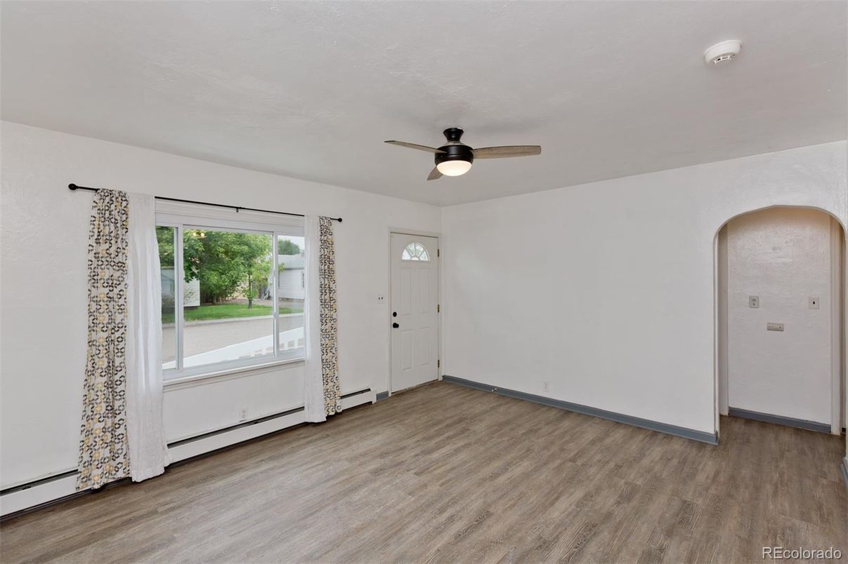 Empty room, Interior, Wood Texture Flooring