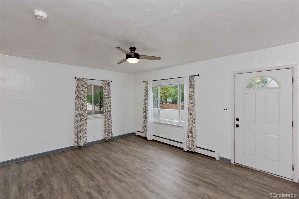 Empty room, Interior, Wood Texture Flooring