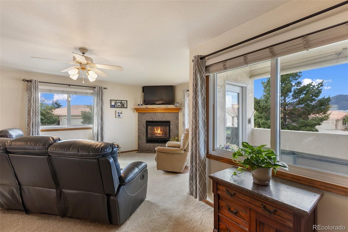 Fireplace, Interior, Living room