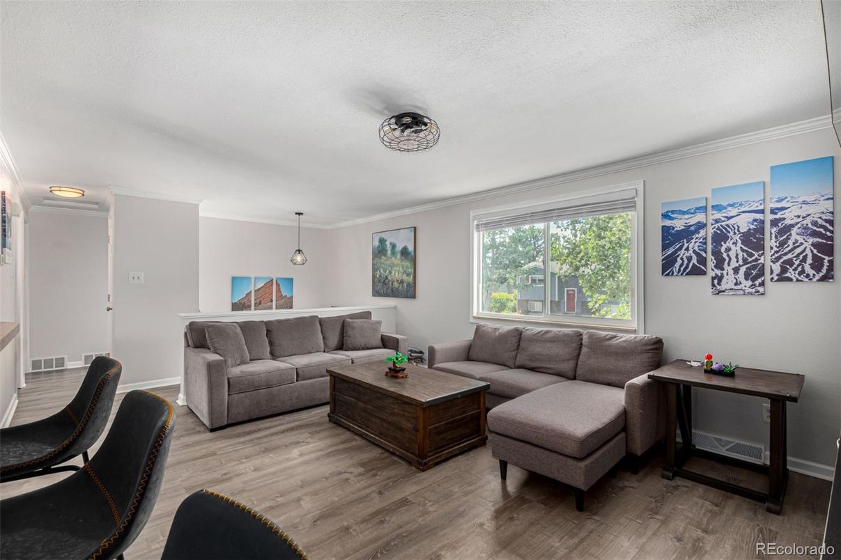 Interior, Living room, Pendant Lights, Wood Texture Flooring